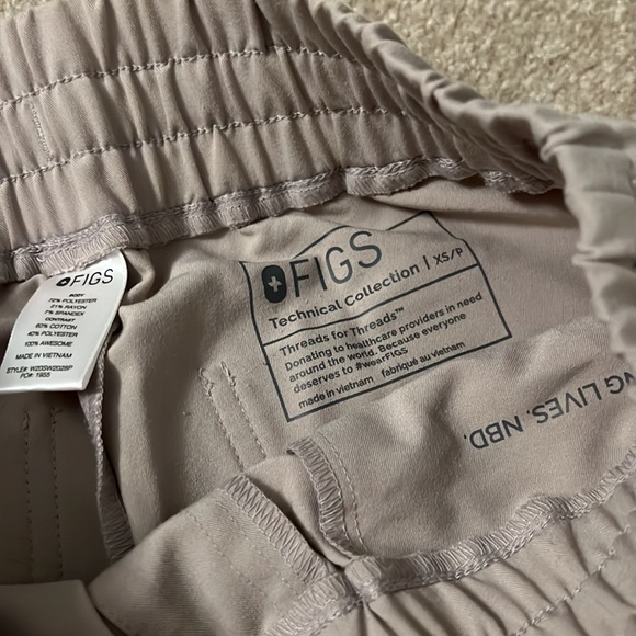 FIGS- tan - Picture 2 of 3